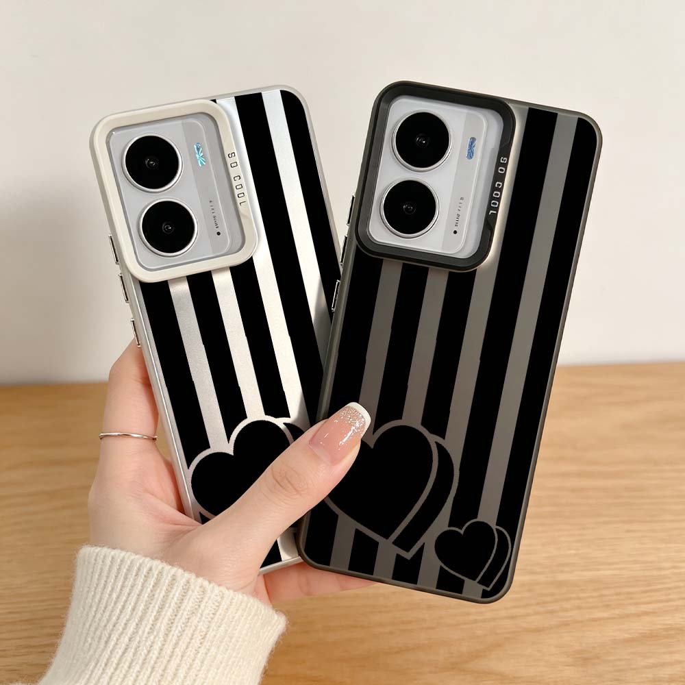 Schwarzes Streifendesign für R – Realme C67 Bewertung und Preis