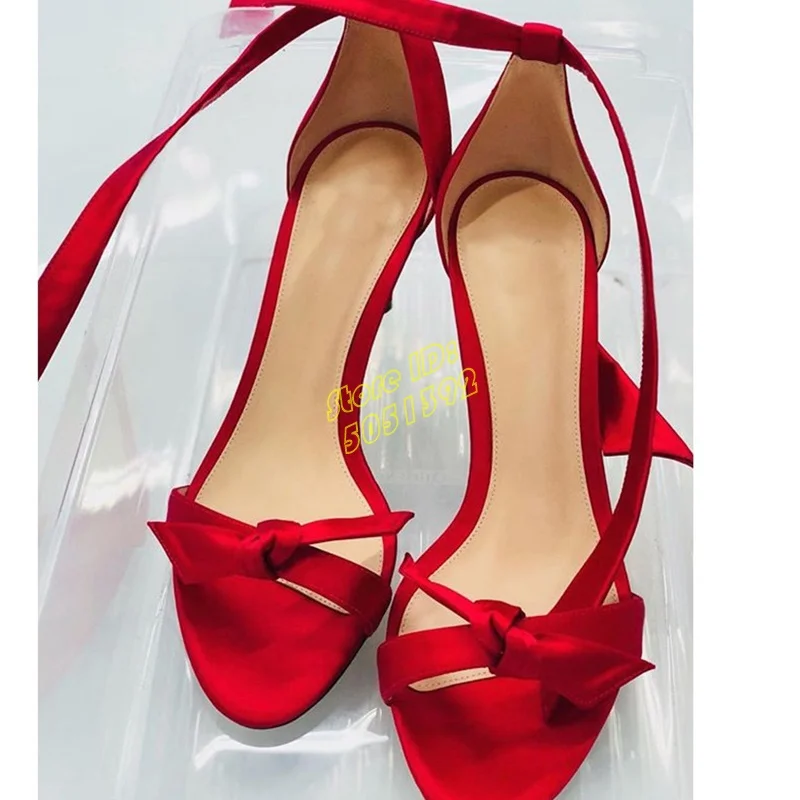 Leder-Knoten-Stiletto-Sandalen – Leather Classic Strap Bewertung und Preis