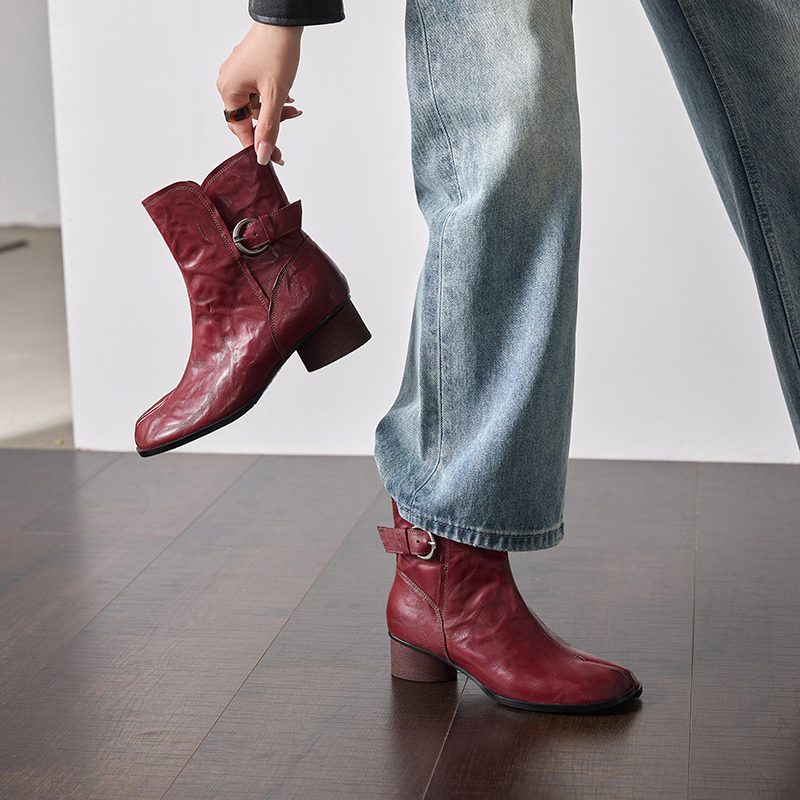 Handgefertigte Tabi-Stiefelett – Leather Classic Strap Bewertung und Preis